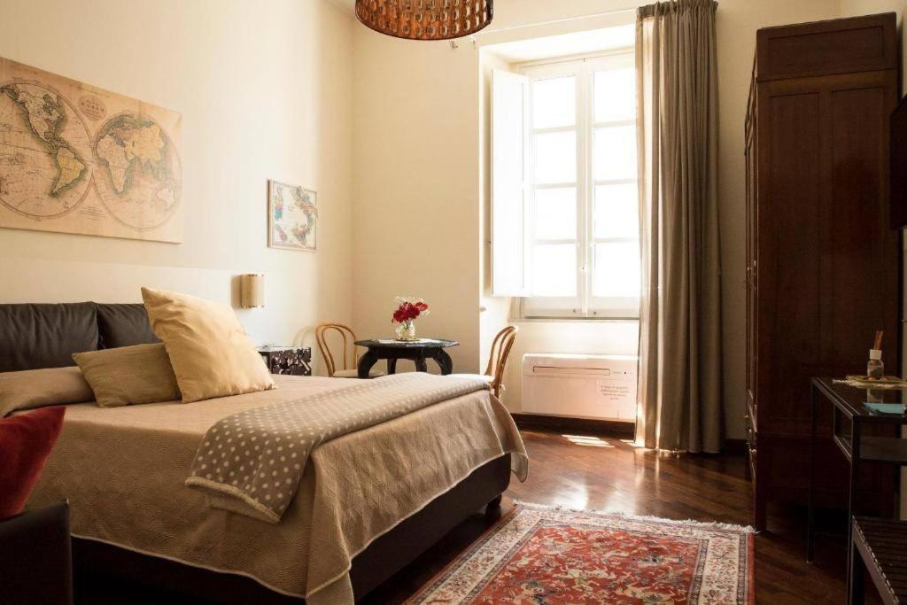 B&B Domus Garibaldi Salerno Bagian luar foto